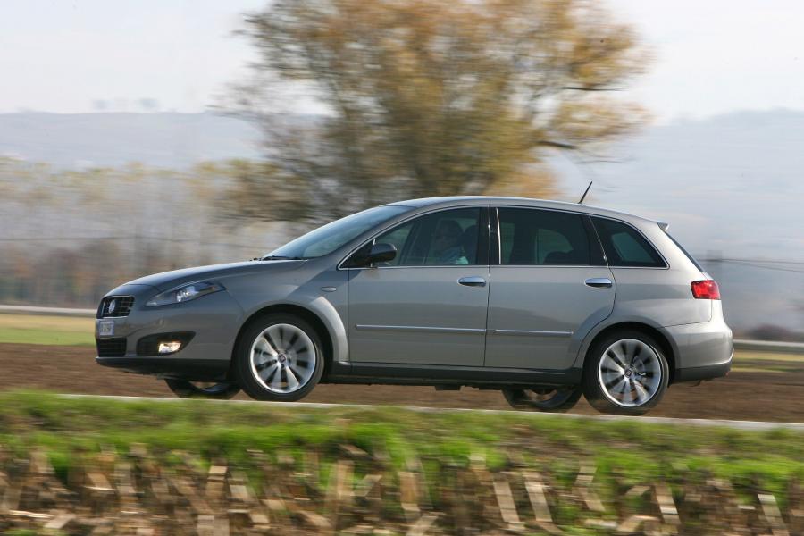  Fiat Croma Station Wagon 2009 года  (фото 62 из 106)